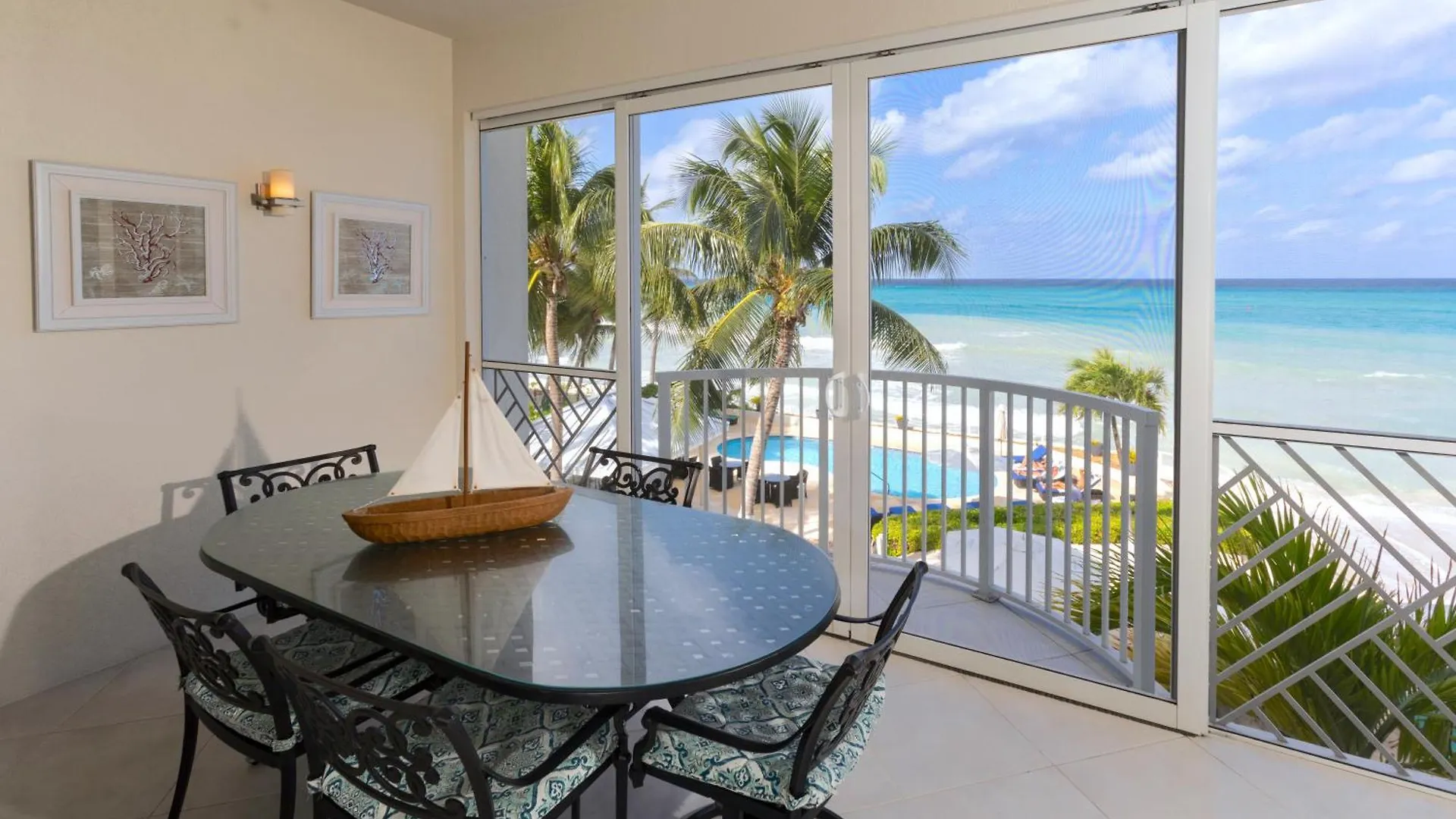 아파트 South Bay Beach Club 11 - 4 Bedroom 4 Bathroom Unit Dog City