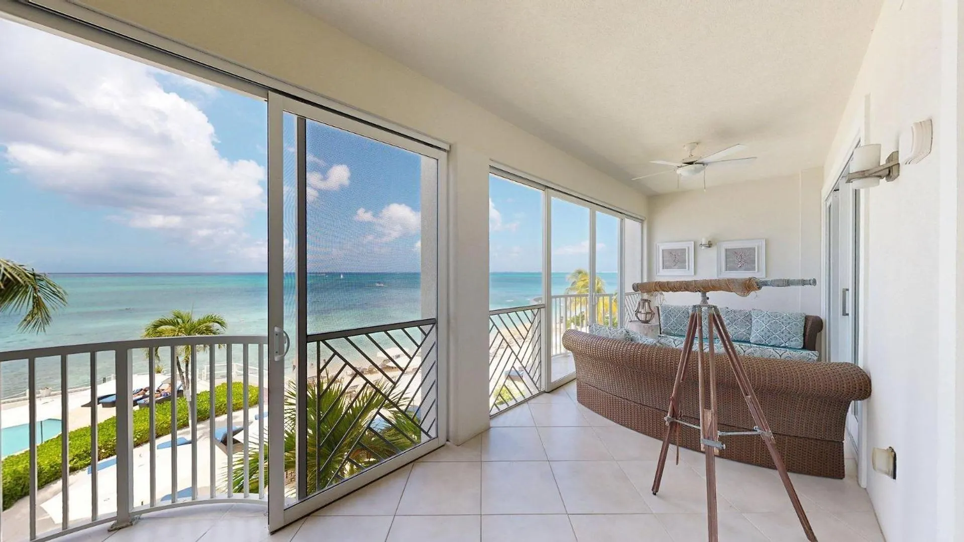 شقة South Bay Beach Club 11 - 4 Bedroom 4 Bathroom Unit Dog City